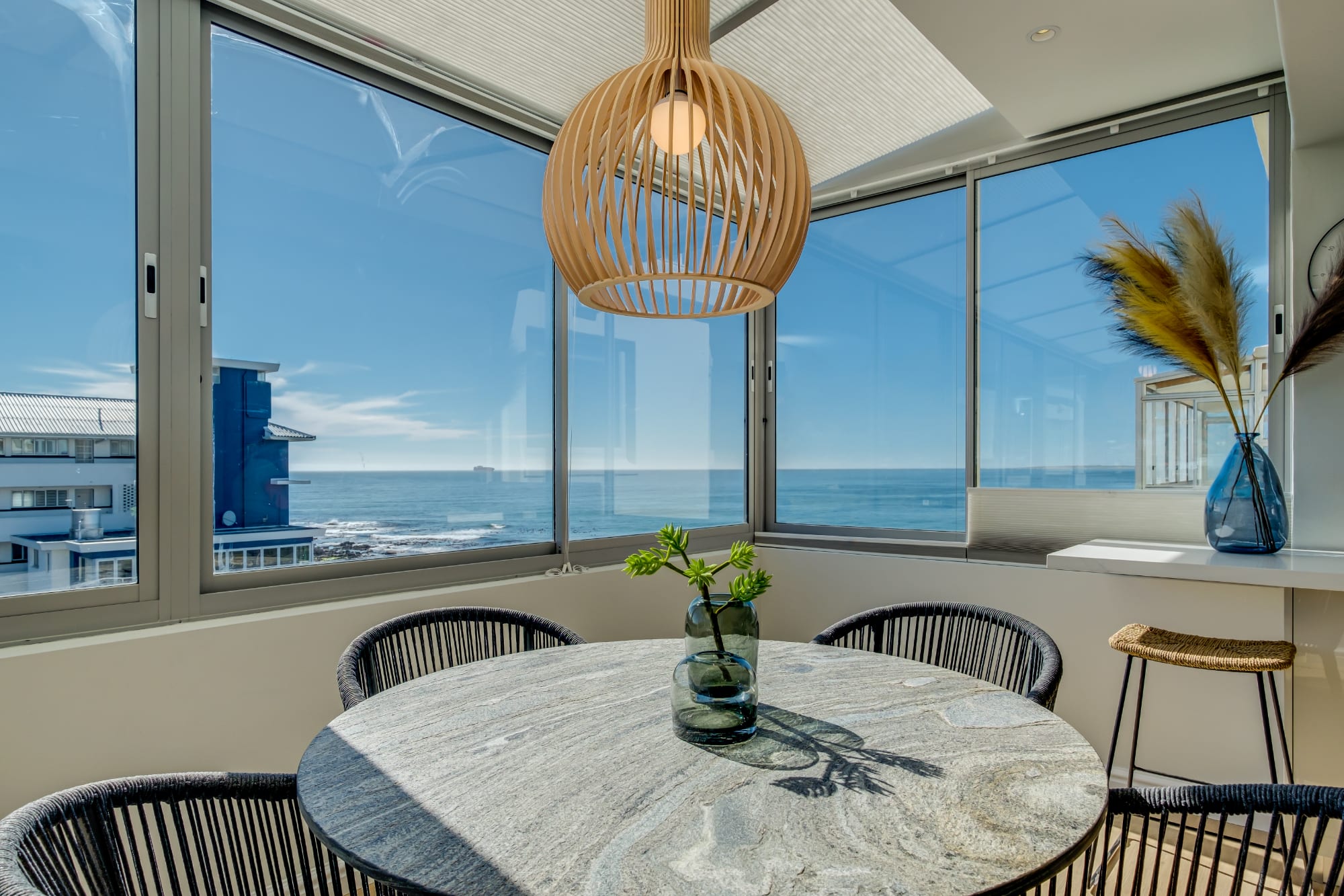 Serenity, Mouille Point