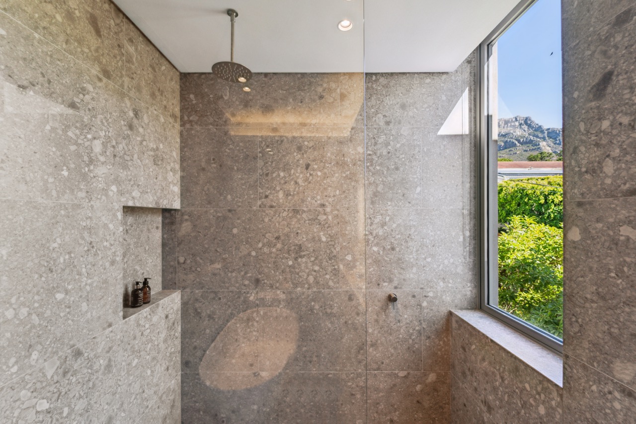 property_[object Object]_4