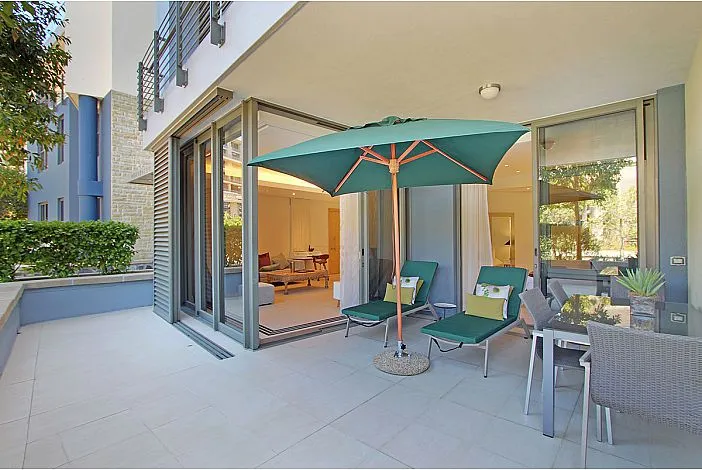 property_[object Object]_16