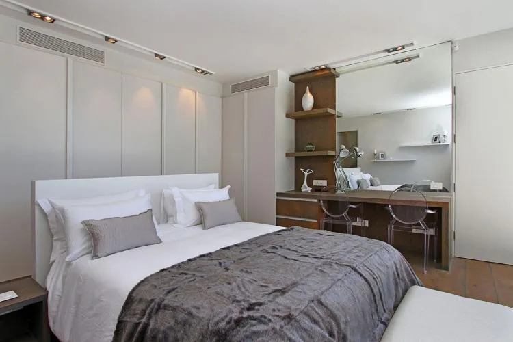 property_[object Object]_12