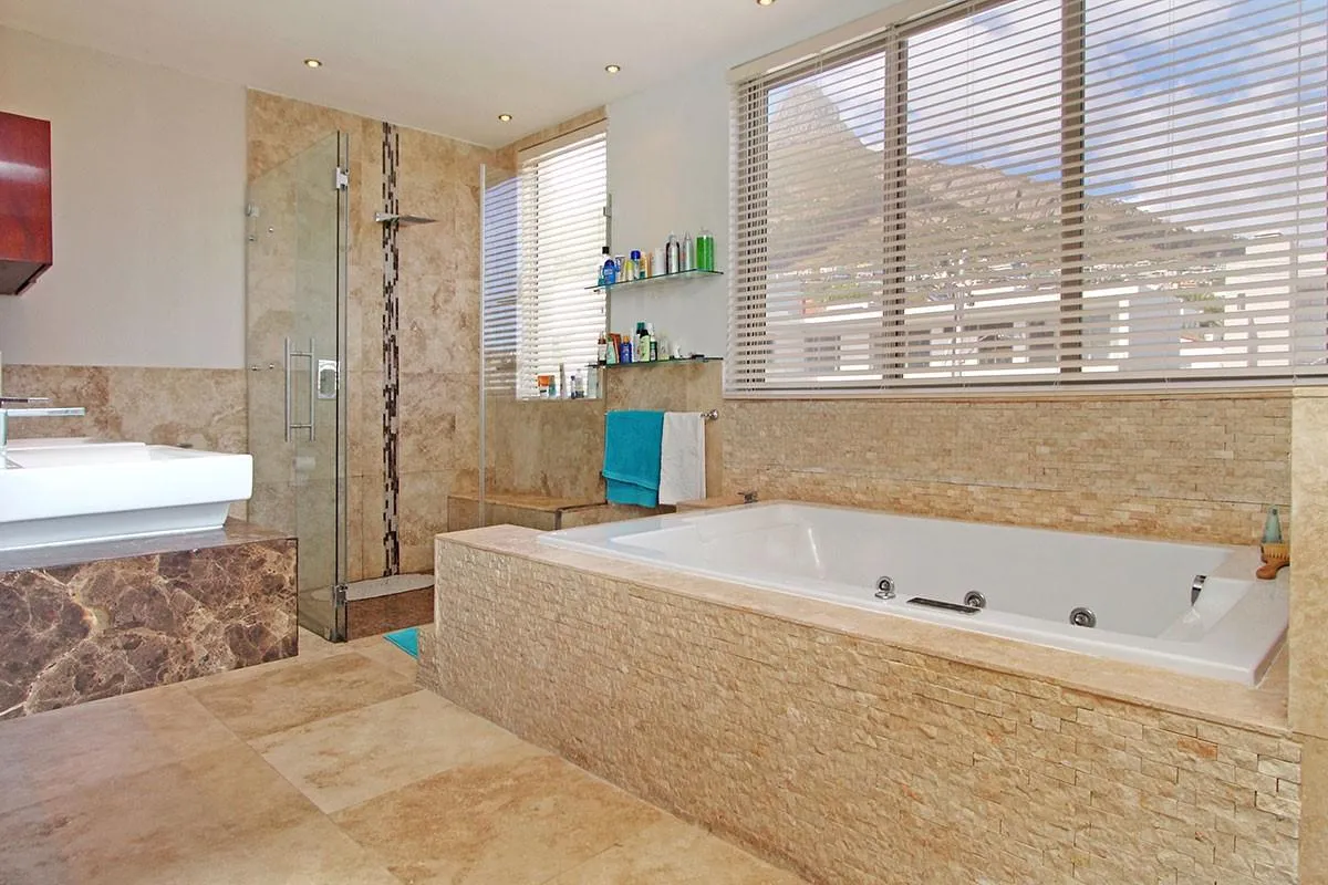 property_[object Object]_4