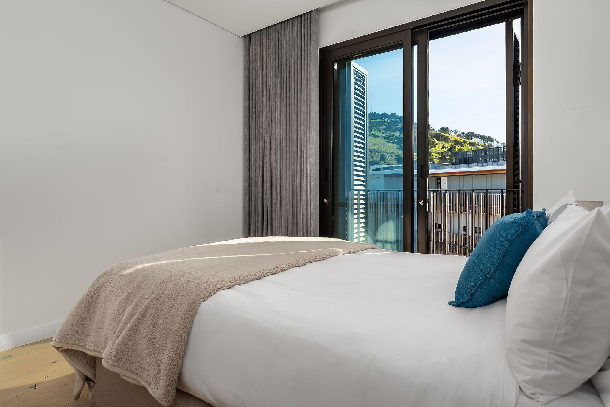 property_[object Object]_28