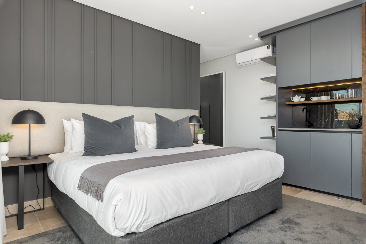 property_[object Object]_4