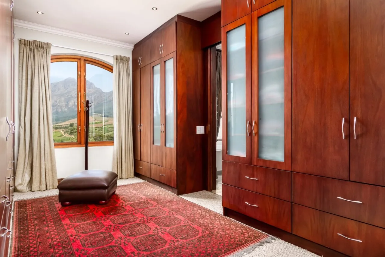 property_[object Object]_12