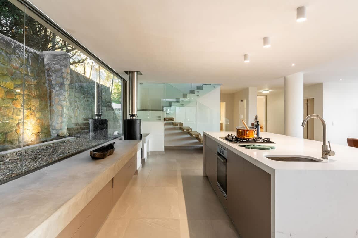 property_[object Object]_11