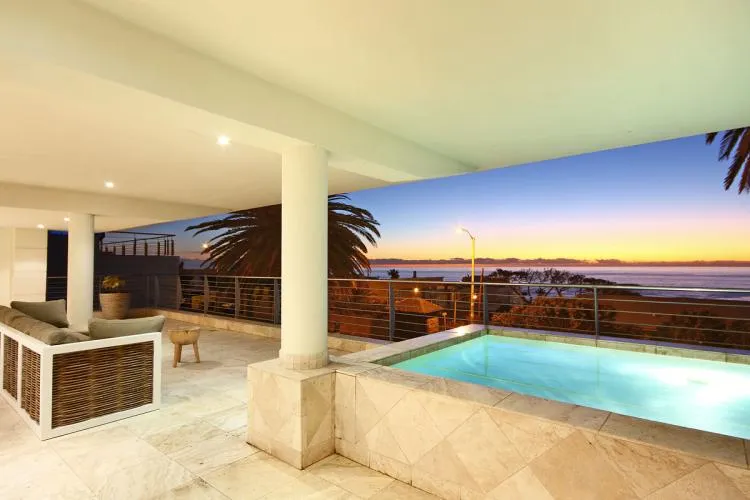 Victoria Terrace, Camps Bay