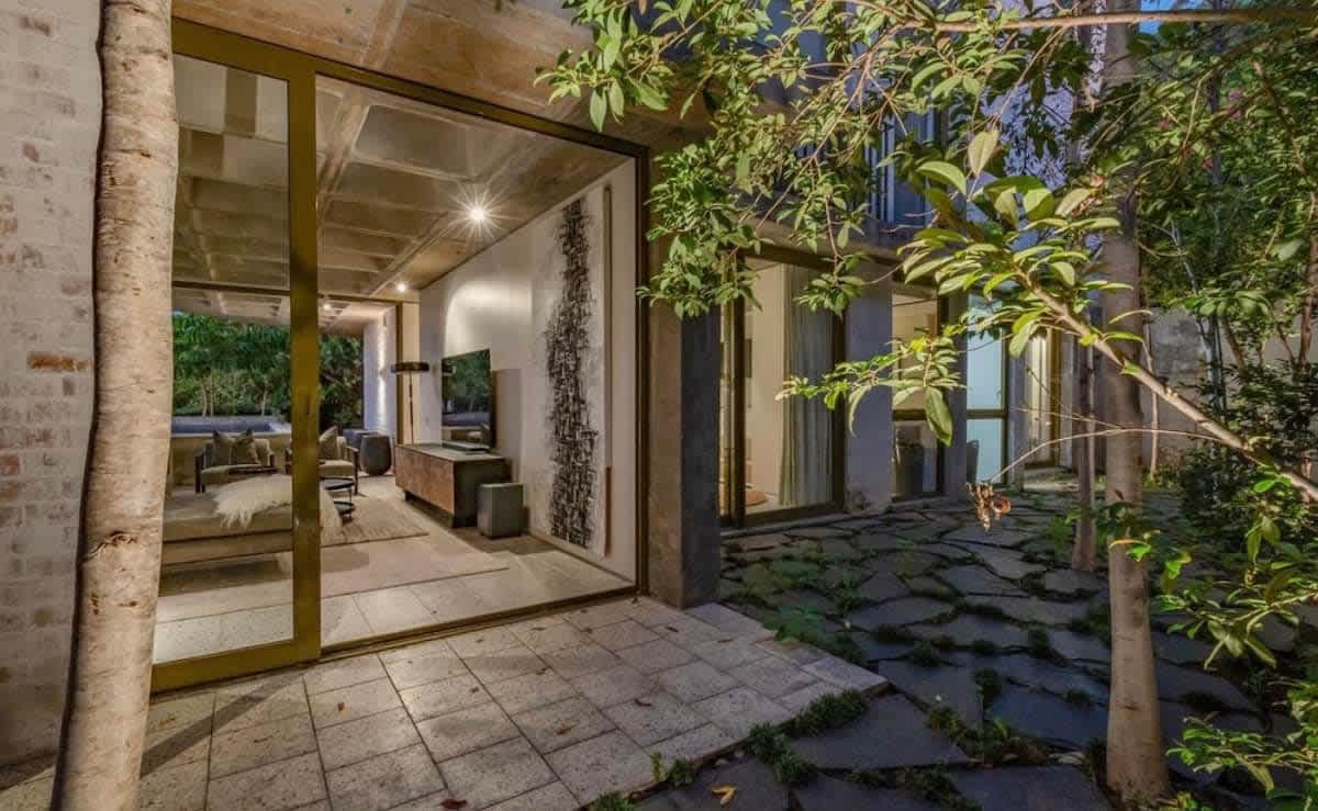 property_[object Object]_29