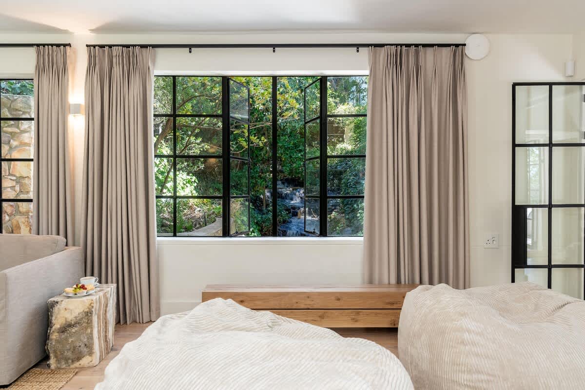 property_[object Object]_12