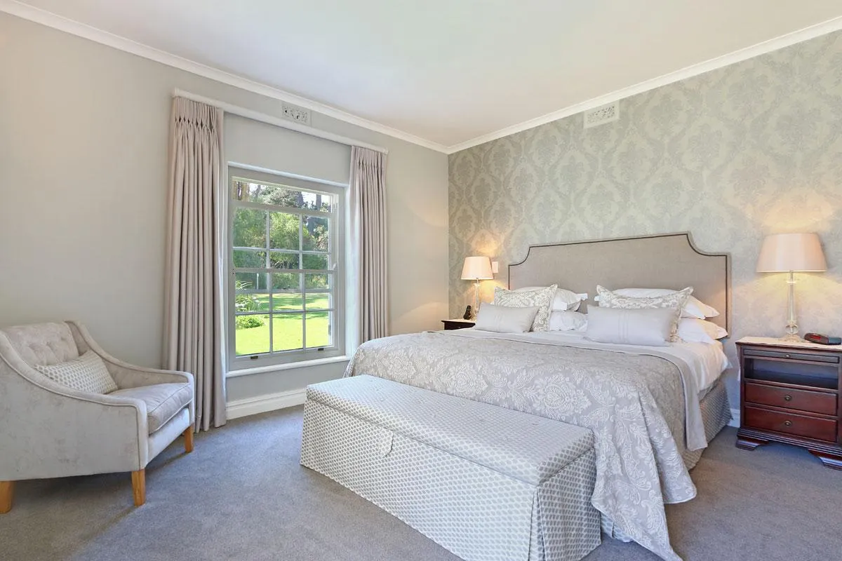 property_[object Object]_12