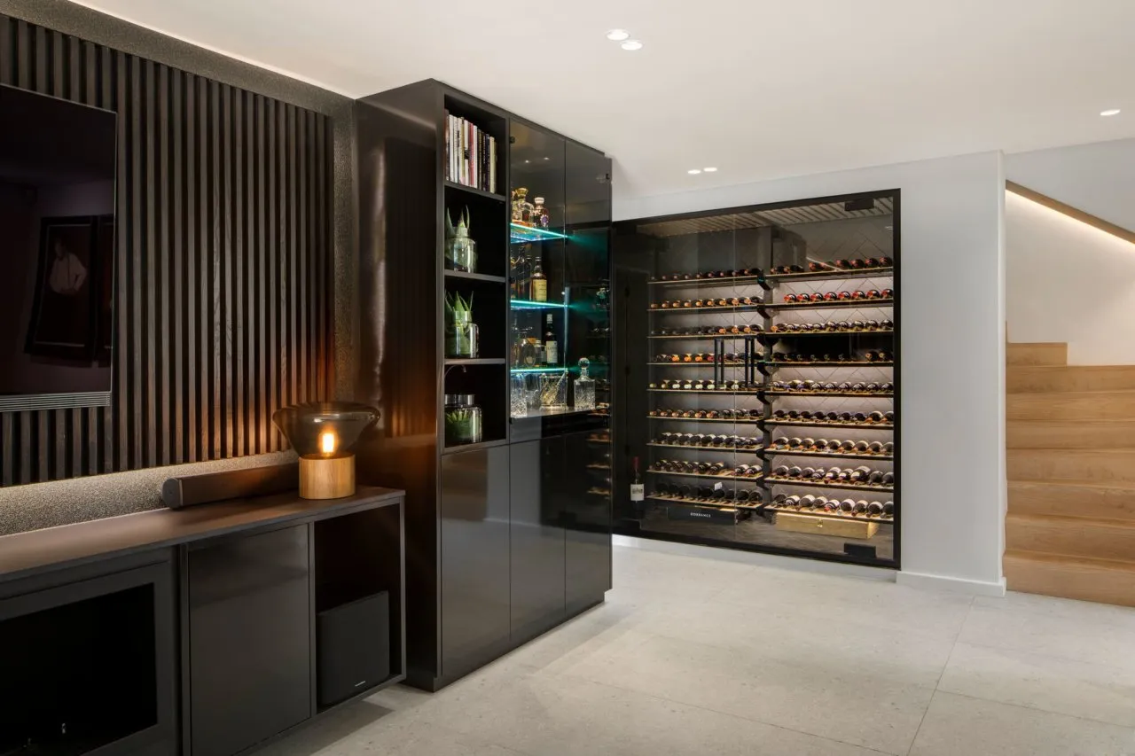 property_[object Object]_9