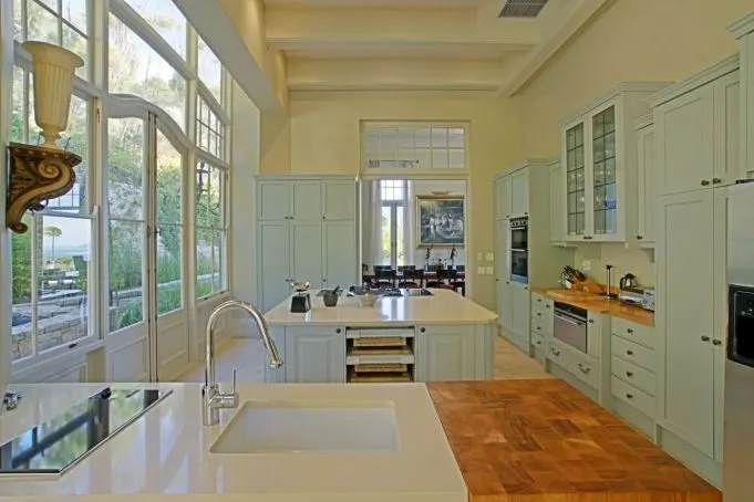 property_[object Object]_19