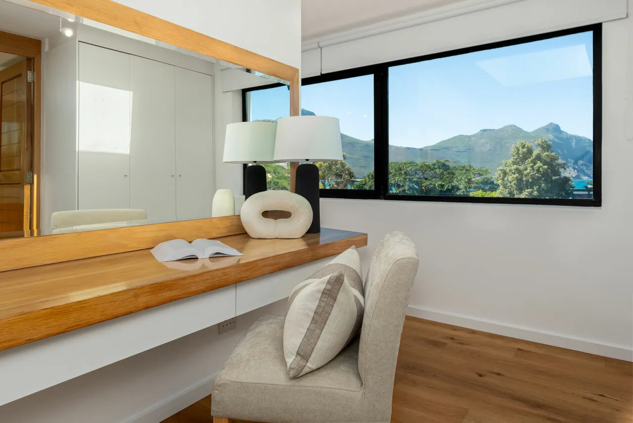 property_[object Object]_6