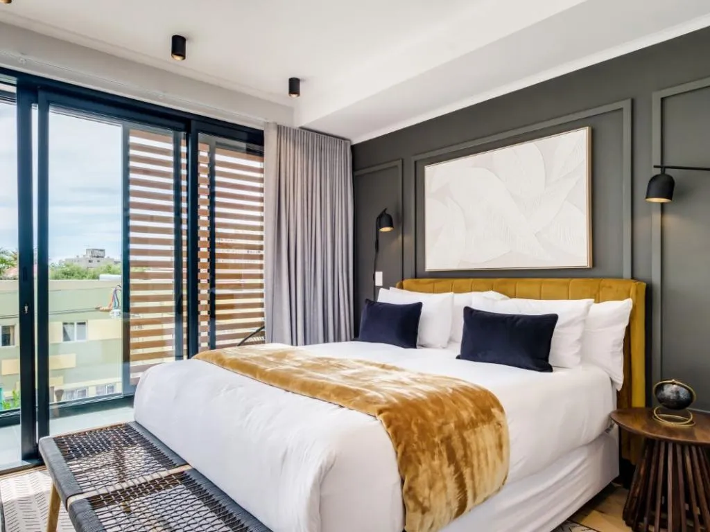 property_[object Object]_16