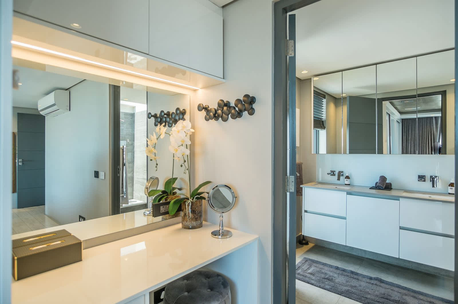 property_[object Object]_26