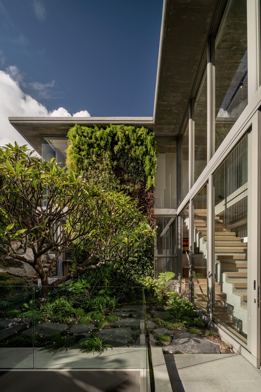 property_[object Object]_64