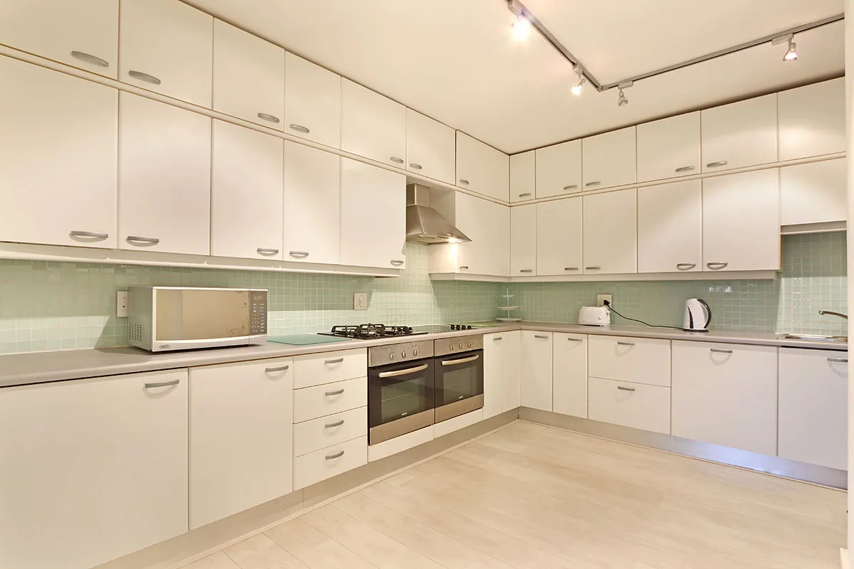 property_[object Object]_13