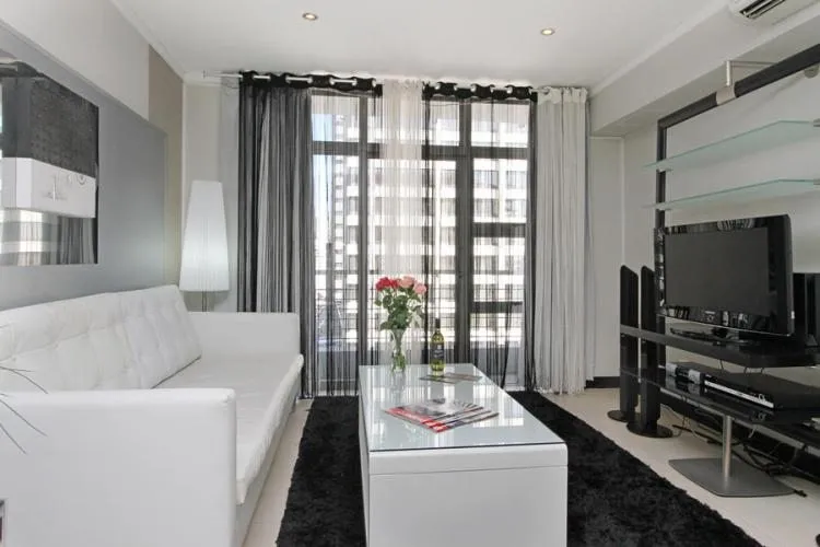 Icon Apartment 1203, Cape Town City Centre