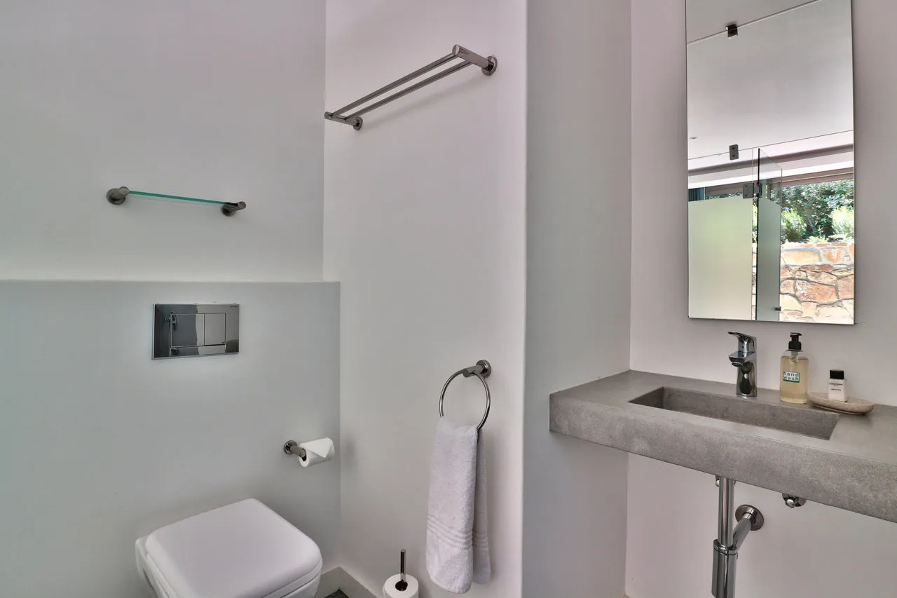 property_[object Object]_32