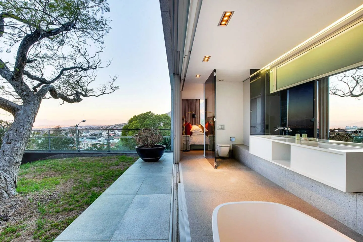 property_[object Object]_19