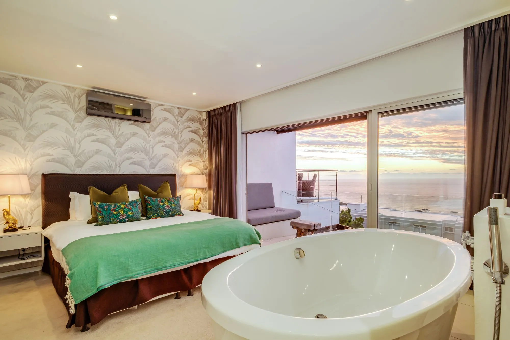 property_[object Object]_9