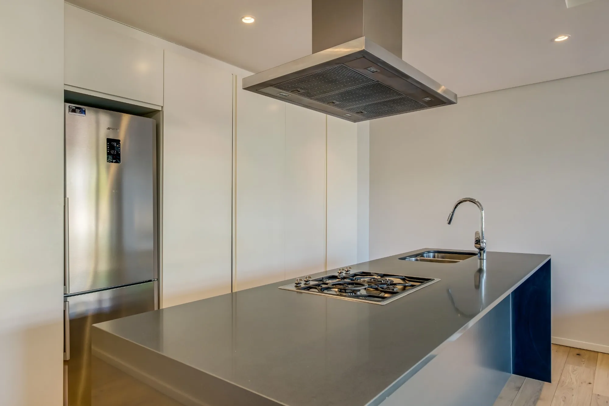 property_[object Object]_16