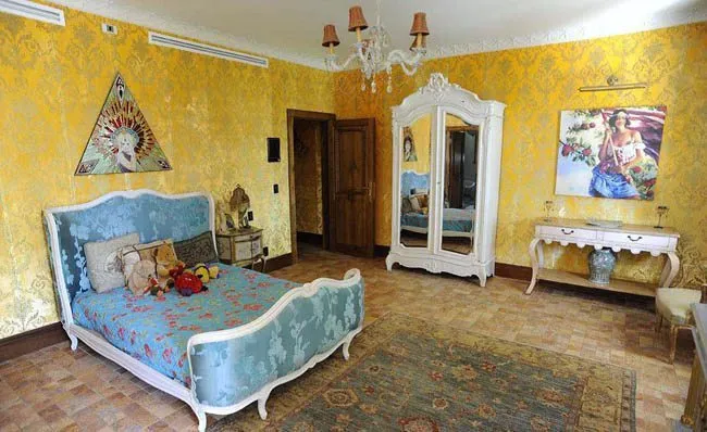 property_[object Object]_11