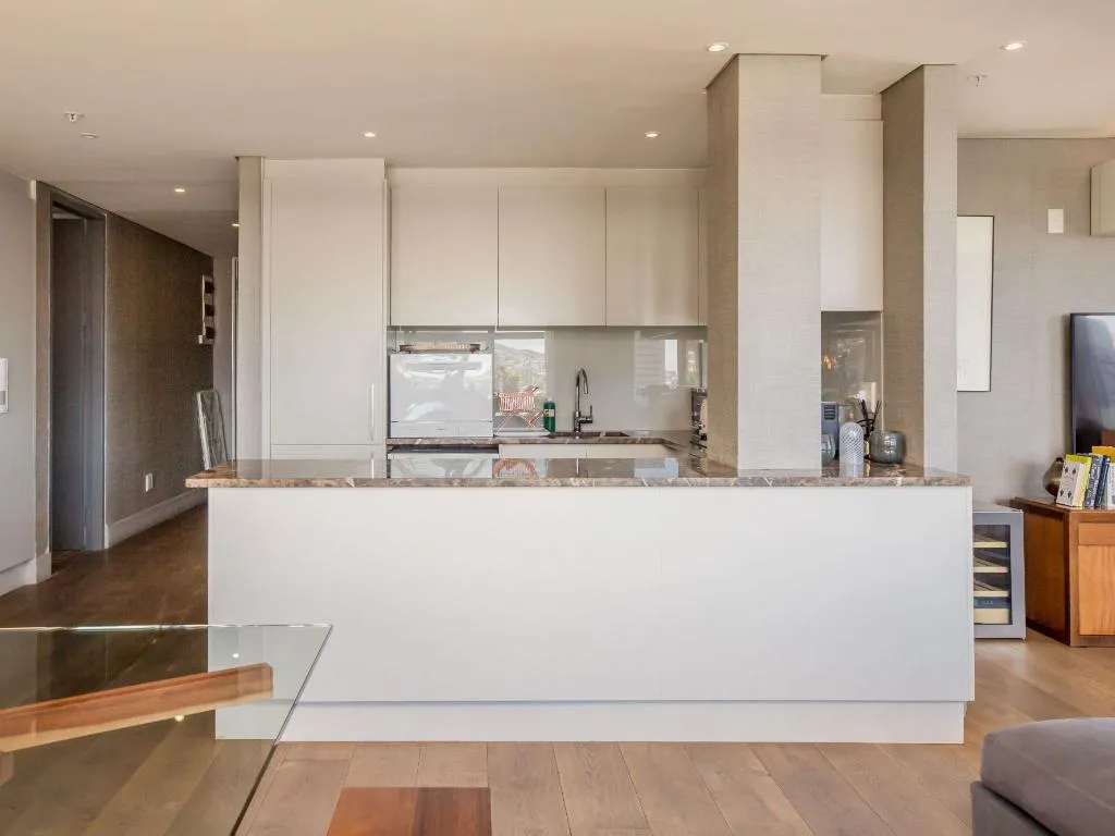 property_[object Object]_18