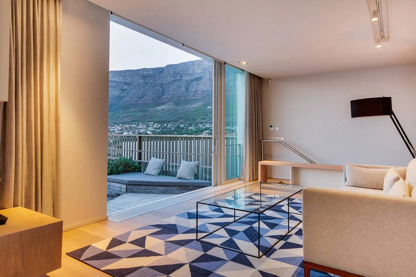 property_[object Object]_36