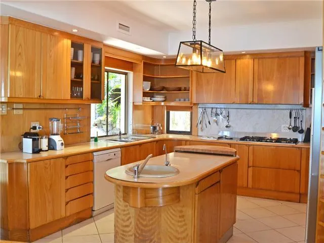 property_[object Object]_28