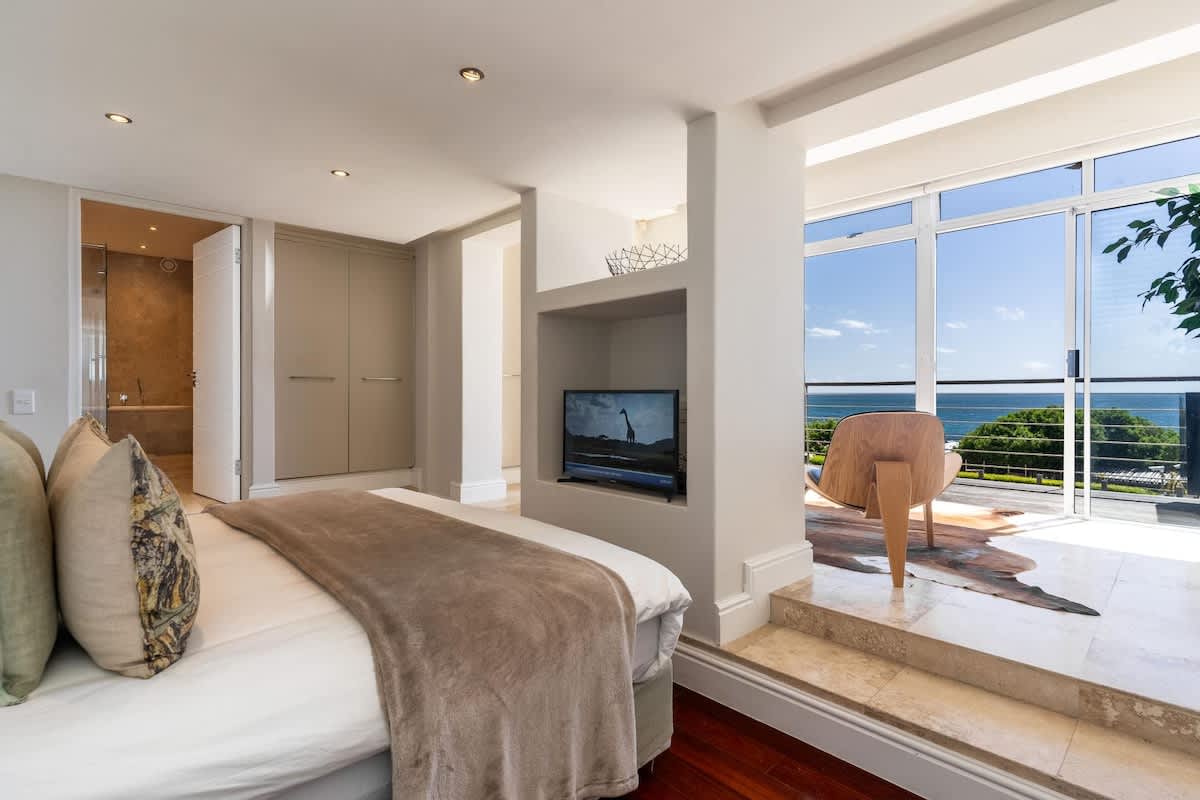 property_[object Object]_11