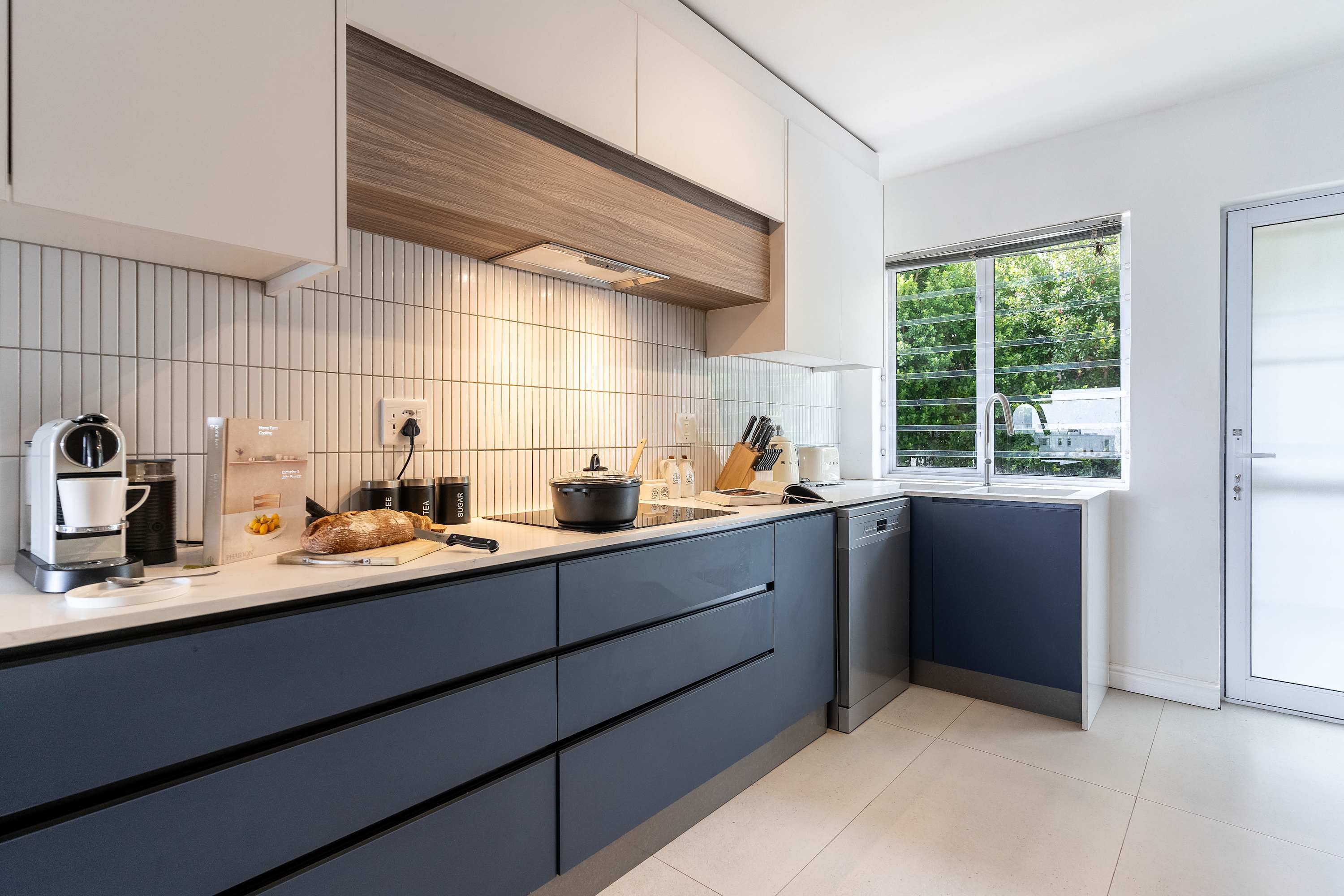 property_[object Object]_12