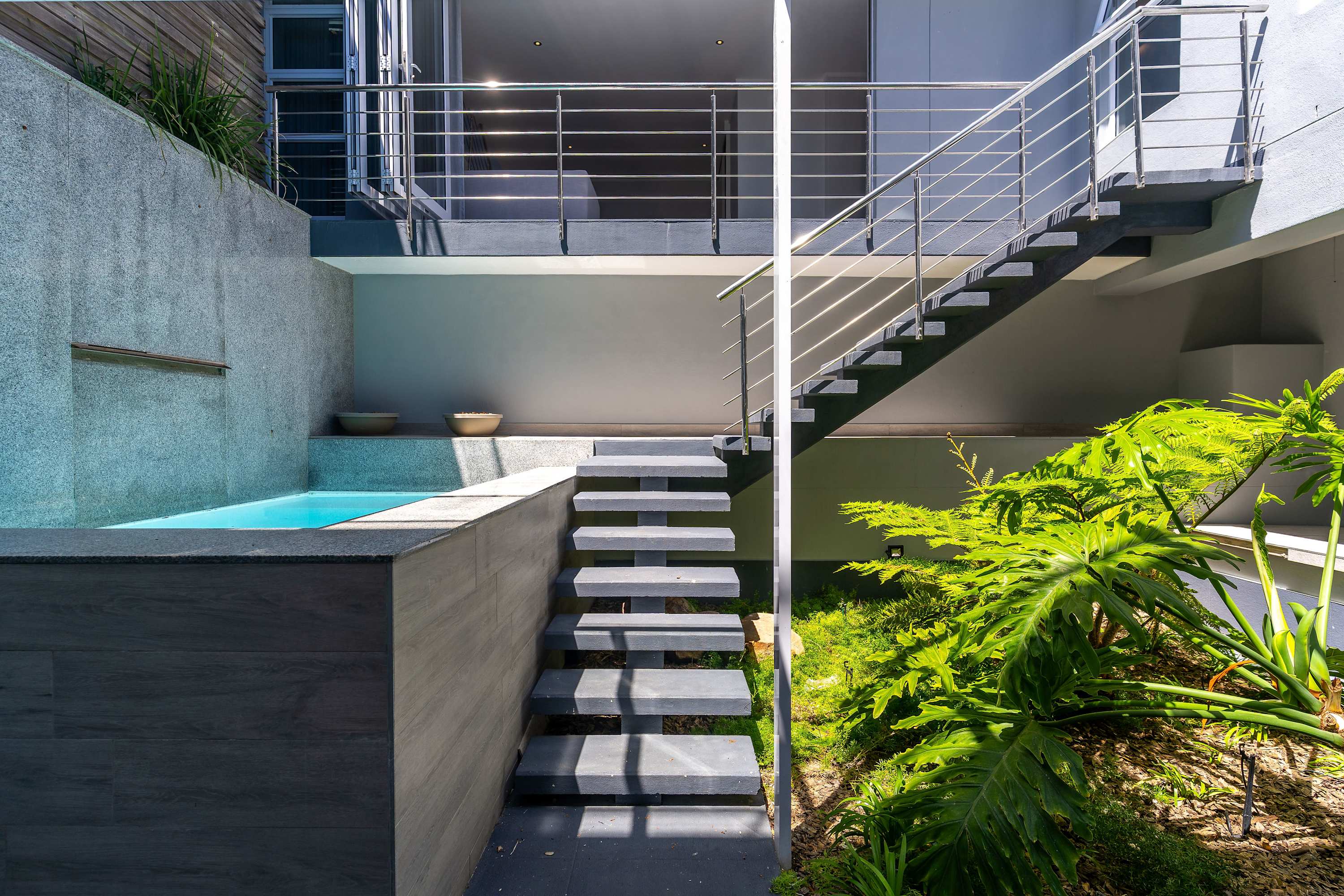 property_[object Object]_16