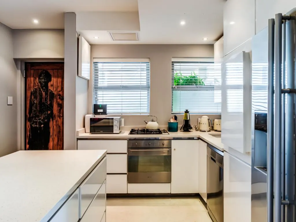 property_[object Object]_32