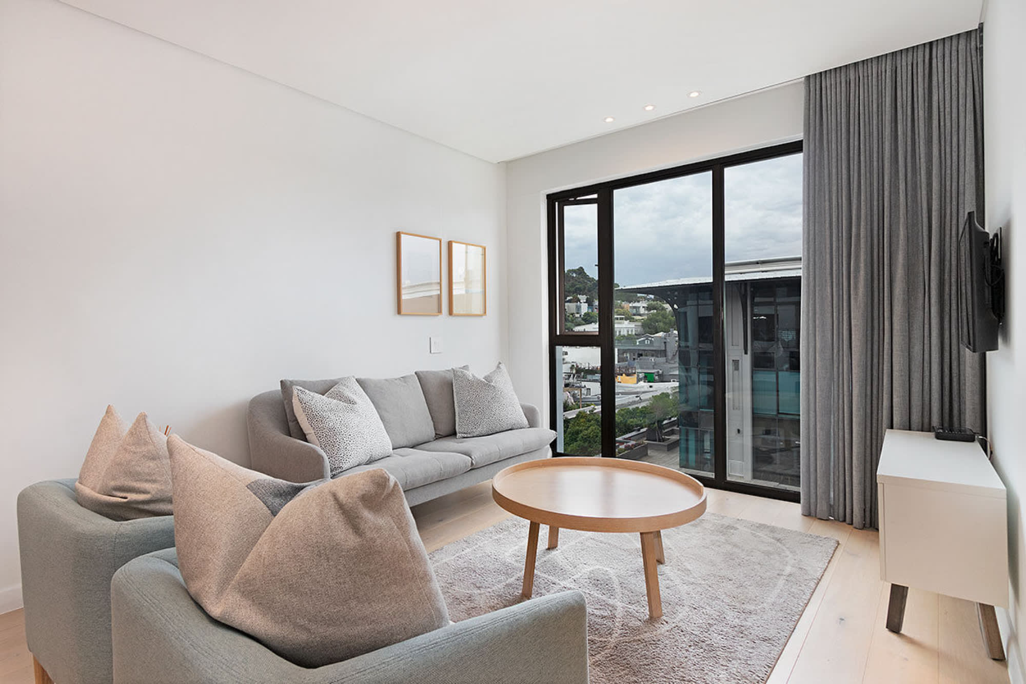 property_[object Object]_8