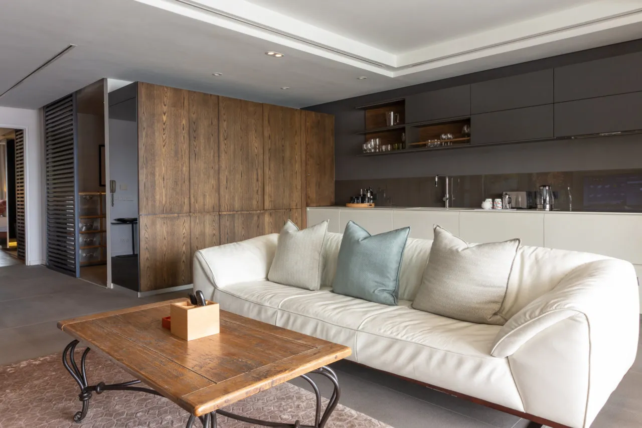 property_[object Object]_8