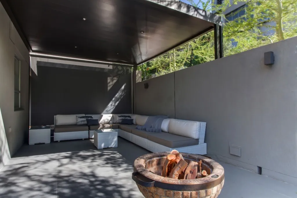 property_[object Object]_4