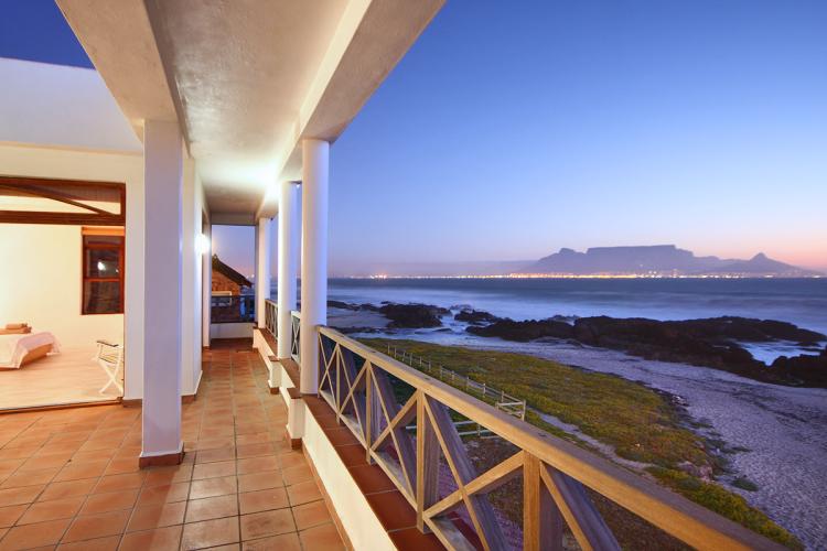 Bloubergstrand Cape Town Villas in Cape Town