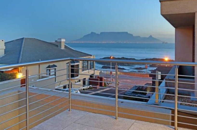 Bloubergstrand Cape Town Villas in Cape Town