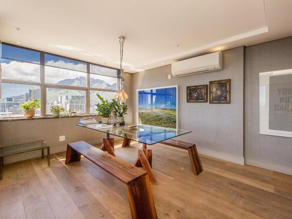 Waterfront Lights Cape Town Holiday Villas